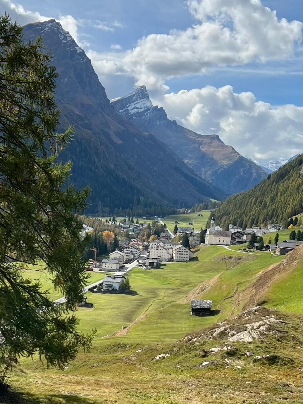 Piz Tambo Hotel